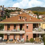 Apartment In Tuoro Near Lake Trasimeno Apartman Tuoro sul Trasimeno